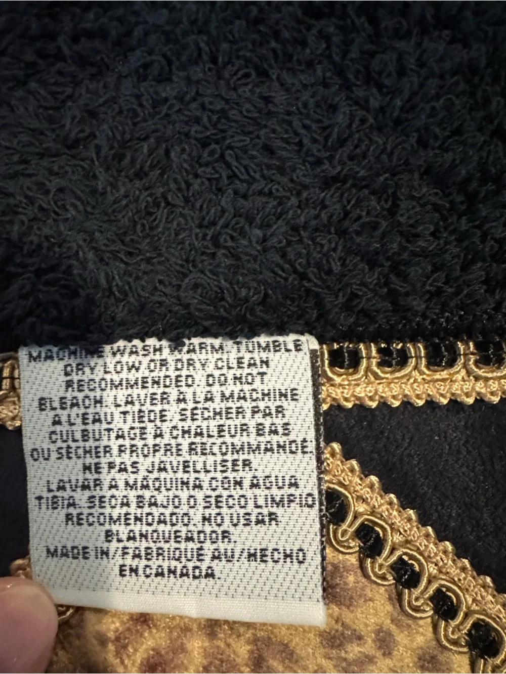 Avanti Black Bath Towels with Leopard Print Accents (2 Bath 2 Hand 2 Wash)